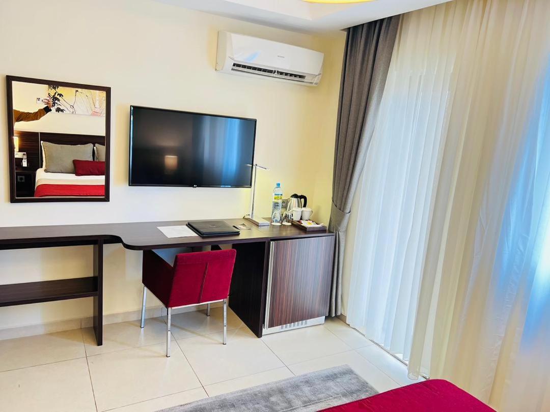 Souare Premium Hotel Conakry Ngoại thất bức ảnh