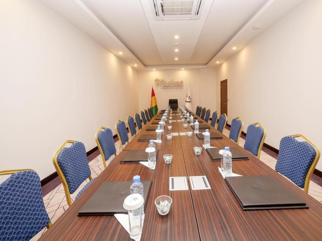 Souare Premium Hotel Conakry Ngoại thất bức ảnh
