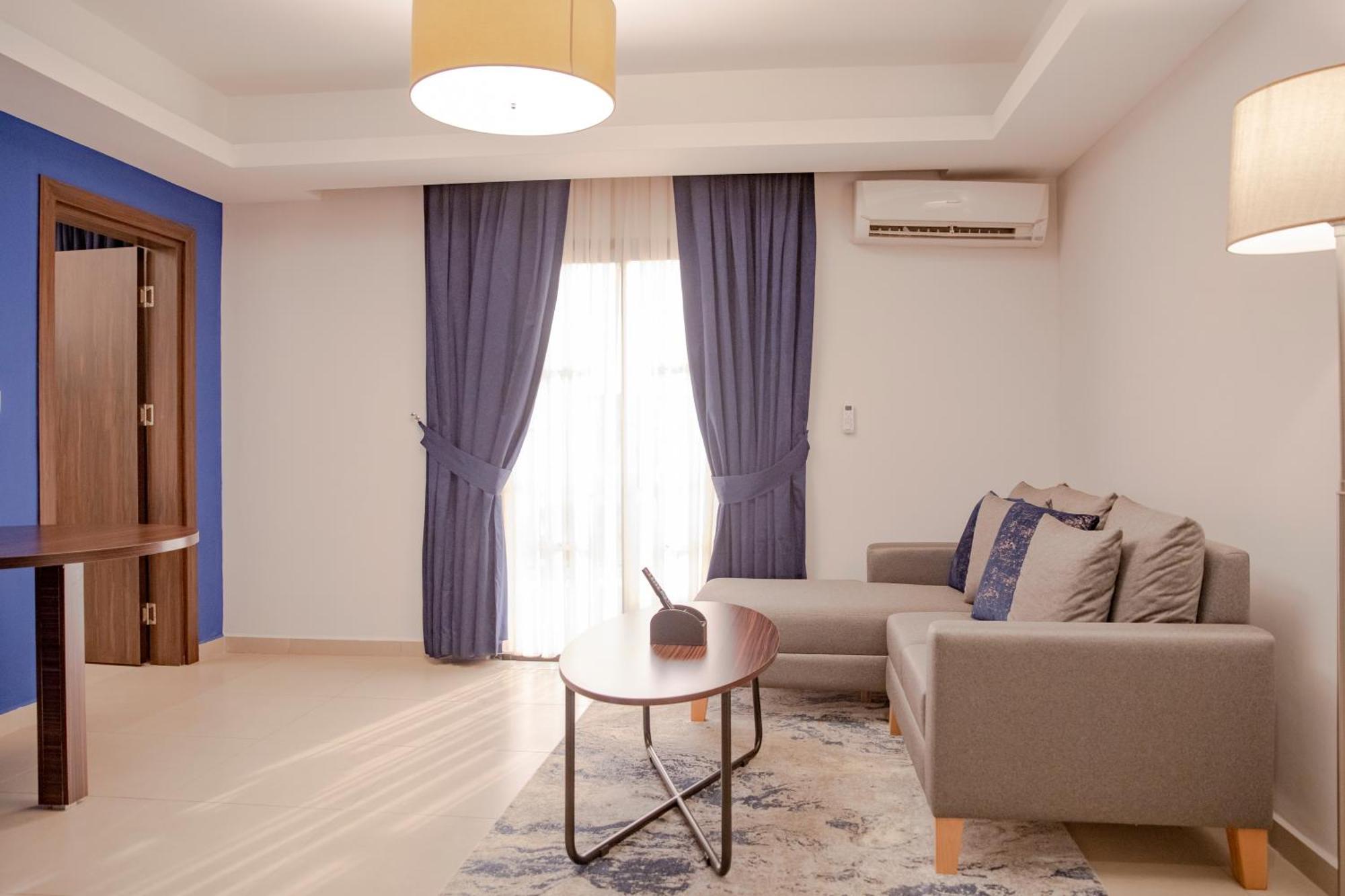 Souare Premium Hotel Conakry Ngoại thất bức ảnh