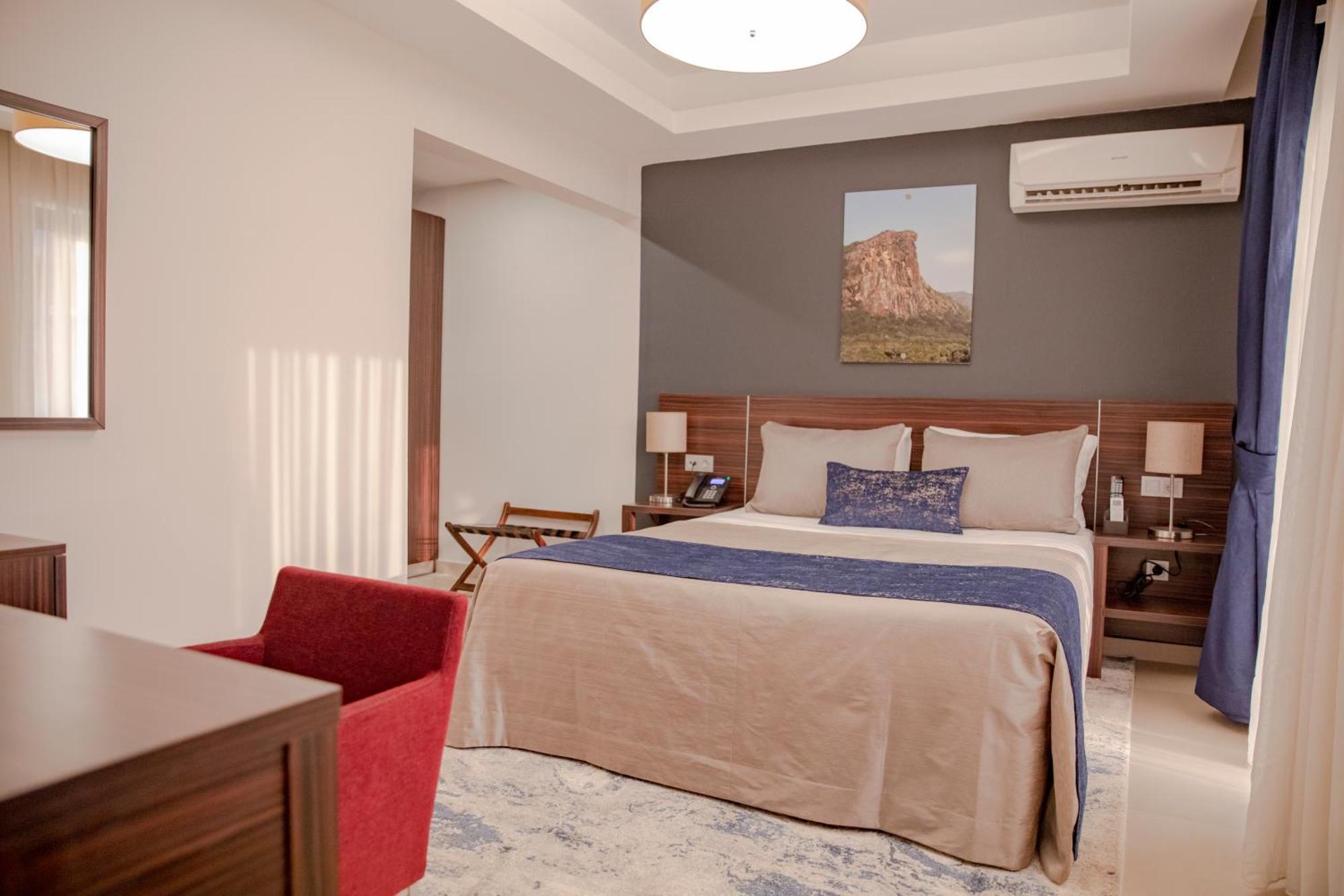 Souare Premium Hotel Conakry Ngoại thất bức ảnh